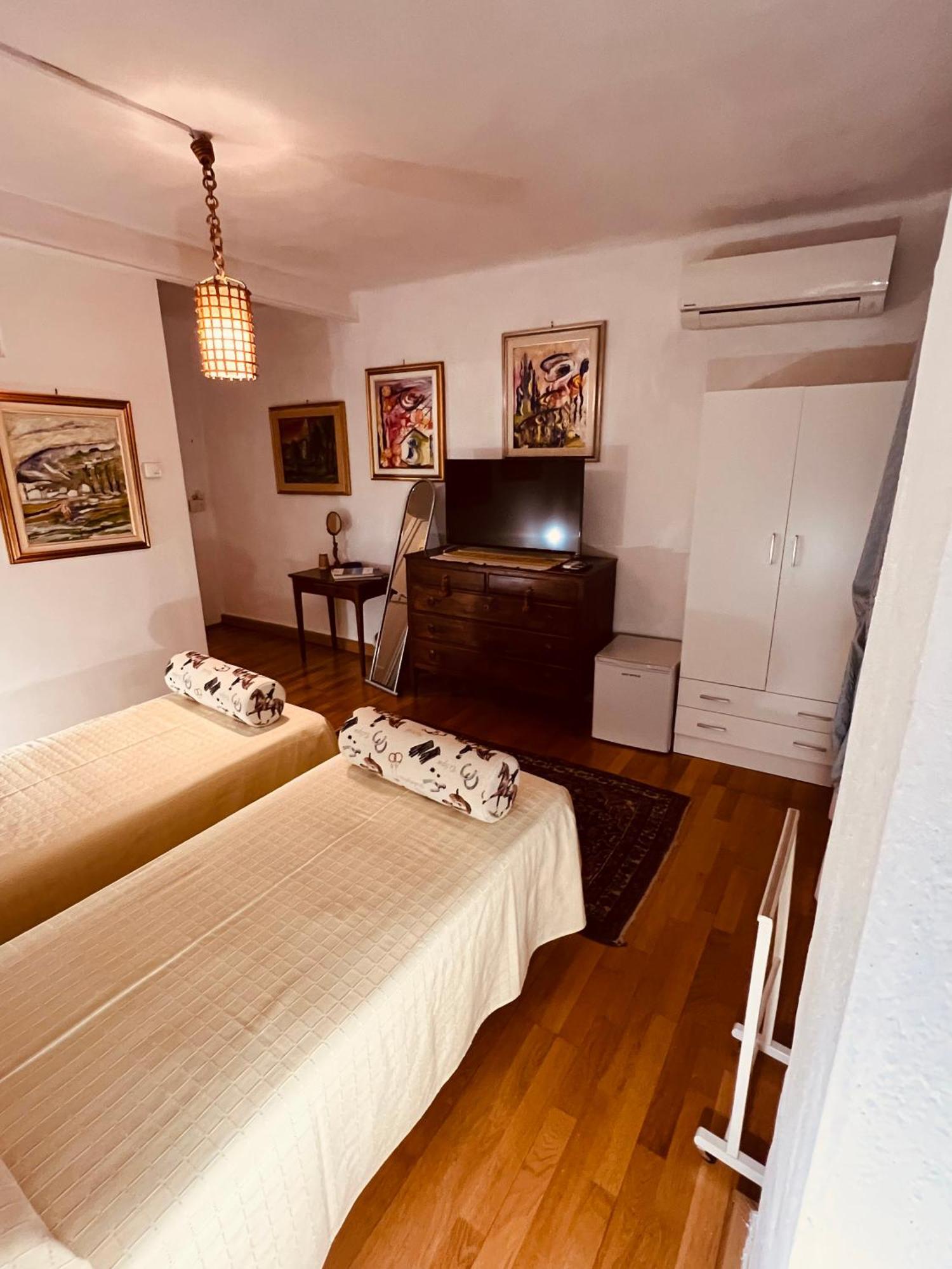 B&B La Casa Del Sole Манцано Экстерьер фото